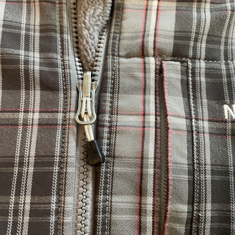 The North Face Gray Plaid Ski Jacket - Picture 4 of 16